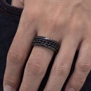 NWOT Size 12 Stainless Steel fidget, spinner band with chain